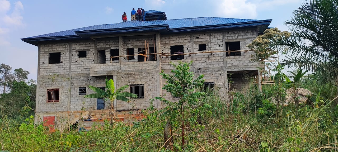 Yaoundé Ebolmezom projet de construction